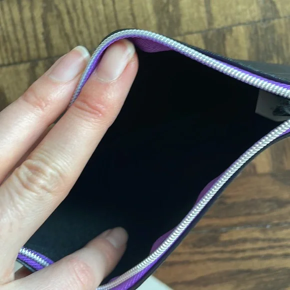 Lot of five make up bags! - Picture 4 of 15